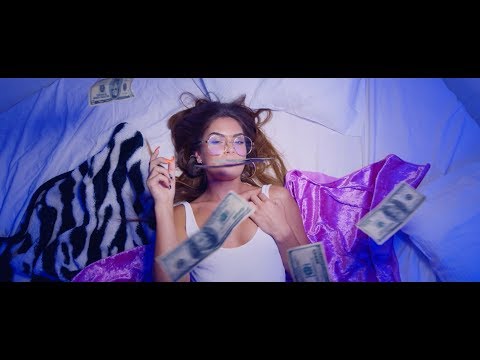 Kis Grófo - Kameszito (official Music Video)