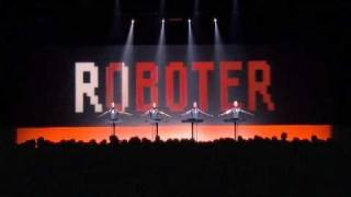 Клип Kraftwerk - Die Roboter (live)