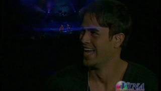 Смотреть клип Enrique Iglesias - Por Amarte (live)