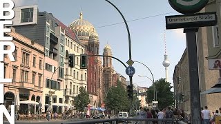 Many Faces Of East-Berlin – Time-Lapse-Video With Music (Berlin Heartbeat)