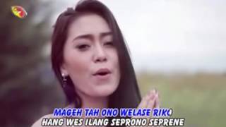 VITA. Mage tah ono.. lagunya enak banget.