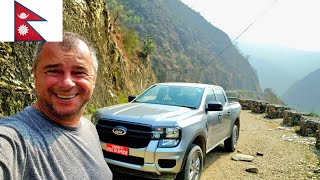 Am Condus Pe Drumuri Periculoase În Munții Himalaya - Nepal Spre  Everest
