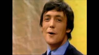 Watch Dave Clark Five At The Scene video