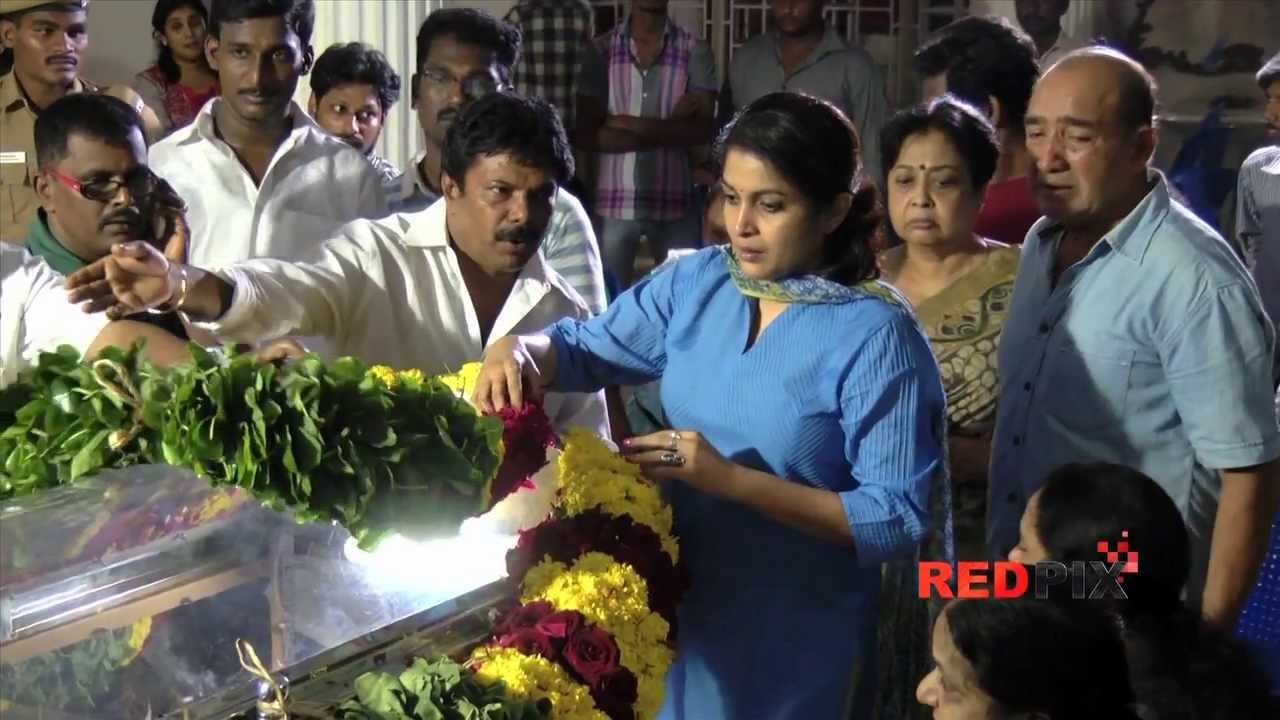 kannada actress kalpana funeral actress ramya krishnan pay homage veteran actress kannada actress kalpana funeral actress ramya krishnan pay homage veteran actress