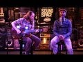 Mike Einziger And Aloe Blacc Perform Avicii's "Wake Me Up" Acoustic