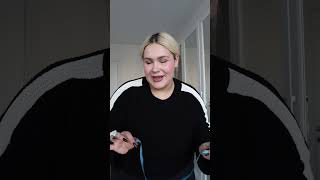 Tüm Bacaklara Olan Çi̇zmeleri̇ Buldum