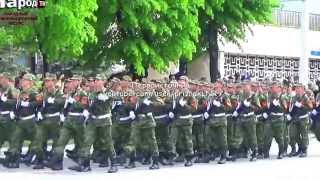9 мая. Праздничное шествие пророссийских сил в Луганске.