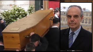 Les célébrités arrivent aux Obsèques de Frédéric Mitterrand @ Paris le 26 mars 2