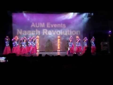 Aga bai Aiyyaa dance