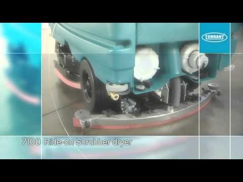 Scrubber dryer Tennant 7100 Fast at www.reinigungsberater.de - English Version
