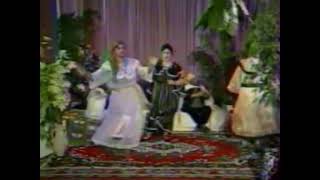 Algérie - Twerk-Kerch Robes Et Danses Algériennes