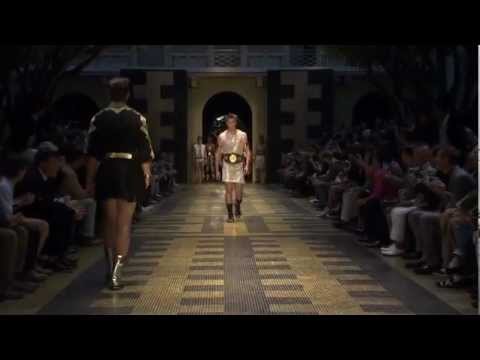 Versace Men’s Spring Summer 2013 Fashion Show