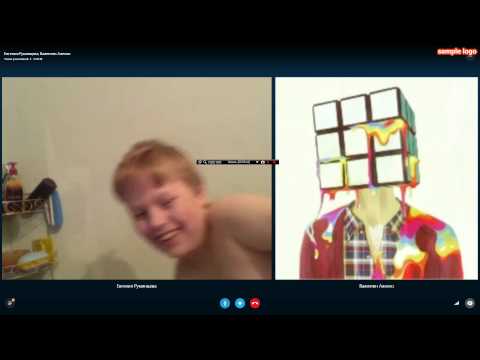 Дрочит свой писюн на веб камеру33