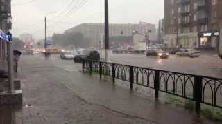 Видео Магнитогорск пересечение улиц Гагарина Ленина 31.07.2013 от roman khakimov, улица Гагарина, Магнитогорск, Россия