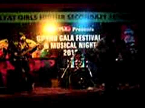 FAMAJ BAND live awain awain lut gaya at Hayat Girls College...