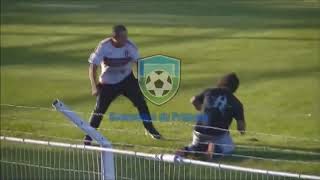 Видео Жестокая драка на футбольном матче в Аргентине | A brutal fight at a football match in Argentina от ULTRAVIOLENCE TV, Амегино, Аргентина