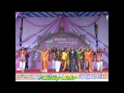 Best Rajasthani Dance Ever on Dharti Dhora Ri Song in Ballerina...