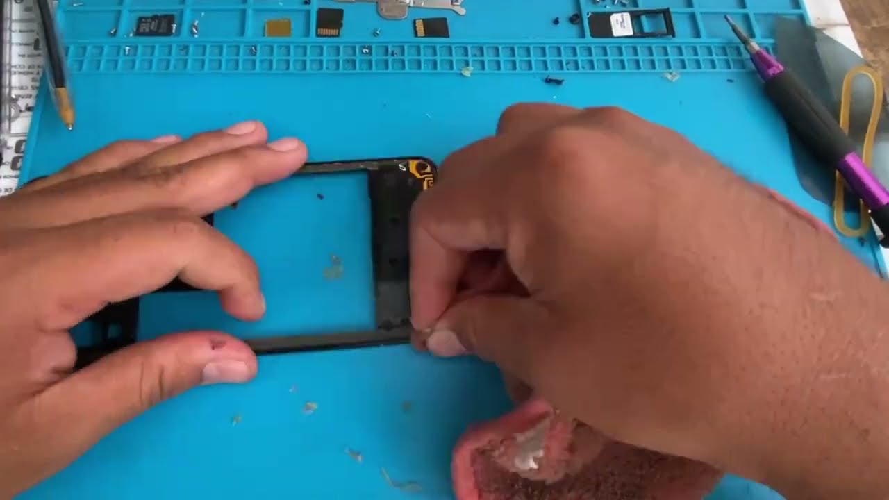 Limpieza de pegamento, polvo en cámaras de un Samsung – Limpieza de pegamento, polvo en cámaras de un Samsung –