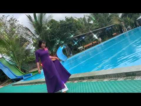 Áo dài đẹp tím Huế cách tân 4 tà