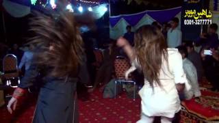 Sajna Menu Apni Bey Dance Madam Guria Khanzada Program Peer Nawab Zia Khanzada