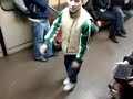 Видео Паша денсит в вагоне метро для мутных пацанчиков :D