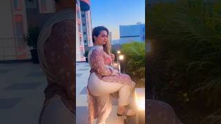 Desi Cute Tiktoker Pataka Figure Mast Maal Hot Aunty Dancing Tight Salwar Kameez