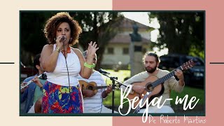 Flávia Oliveira canta Beija-me de Ciro Monteiro