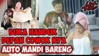 PRANK SUAMI BUKA HANDUK SAAT LIVE TIK TOK ,AUTO MINTA WIK WIK