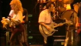 Watch Eric Clapton Tearing Us Apart video