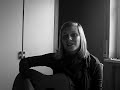 Amy Macdonald - Don't tell me that it's over (acoustic cover)