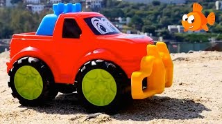 SUPER SAND JEEPS! - Sandpit Toys & Toy Cars videos for kids - Trucks for kids