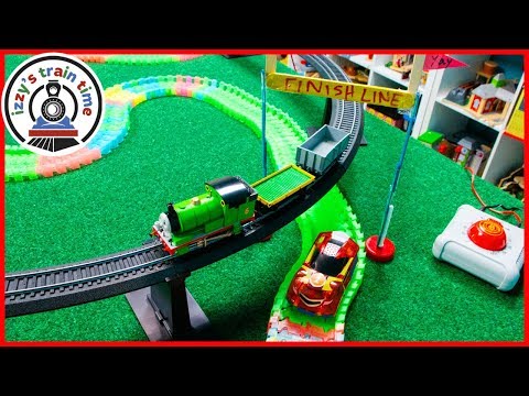 Cars for Kids | BACHMANN VS MAGIC TRACKS! Thomas and Friends Pretend Play