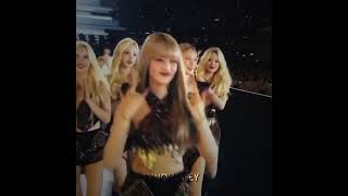 Shuhuas Iconic Look At Den Disc Awards 2023
