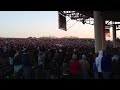 Gavin Rossdale trapped in crowd