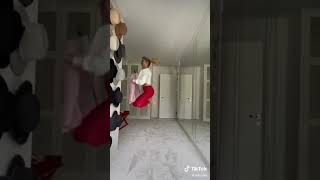 Burcu Esmersoy Tiktok Videosu Uçarak Temizlik Yaptı