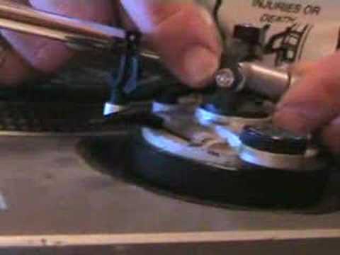 Does your  Technics SL1200 arm still jump?