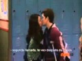 Besos de Carly y Freddie 3/4