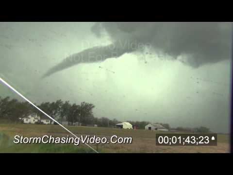 5/19/2013 Viola, Kansas Rope Tornado Stock Footage