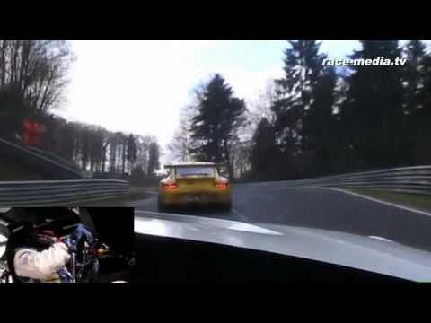 BMW Z4 GT3 in Nurburgring vs Porsche GT3 R Manthey Racing