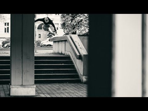 Kai Hillebrand – No Show