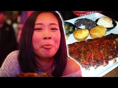 Chinese Girl Tries American BBQ For the First Time Chinese Girl Tries American BBQ For the First Time
