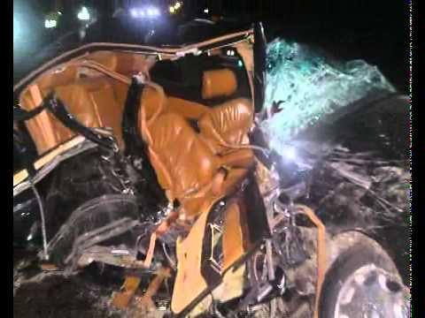 Mercedes S600 V12 w140 accident accident d'une Mercedes S600