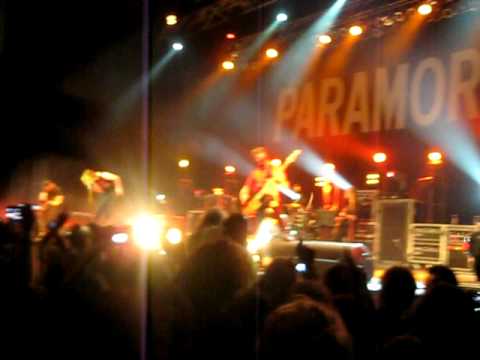 Paramore Live Looking Up best sound quality Christchurch NZ 2010