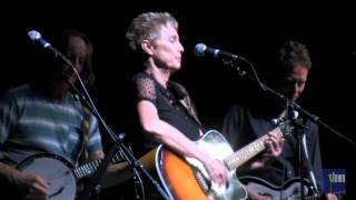 Watch Eliza Gilkyson Looking For A Place video