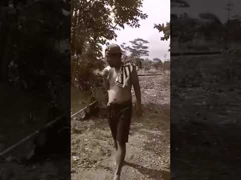 Mencari sesuap nasi
