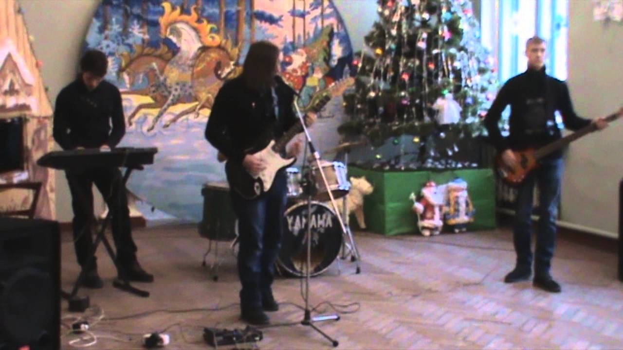 Песня the plonkers your door скачать