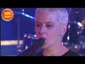 Chumbawamba   -   Thubthumping  ( HD remasterd )