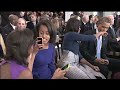 Malia's Photobomb Fail During President and Michelle Obama Kiss for Camera