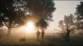 Watch Billy Strings In The Morning Light video