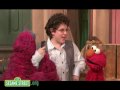 Sesame Street: Rocco Fiorentino Sings "Everybody's Song"